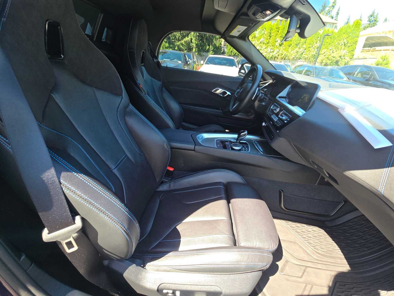2025 BMW Z4 M40i