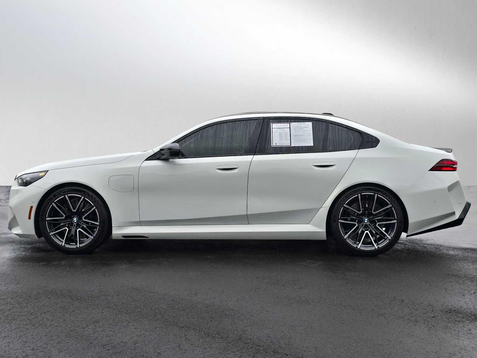 2025 BMW M5 Sedan