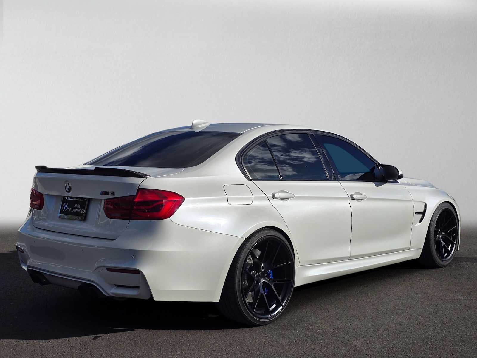 2016 BMW M3 4dr Sdn