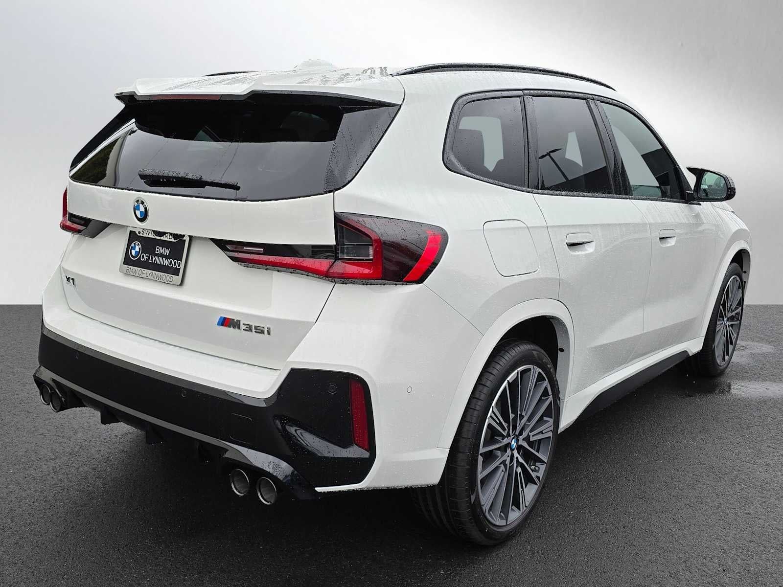 2026 BMW X1 M35i