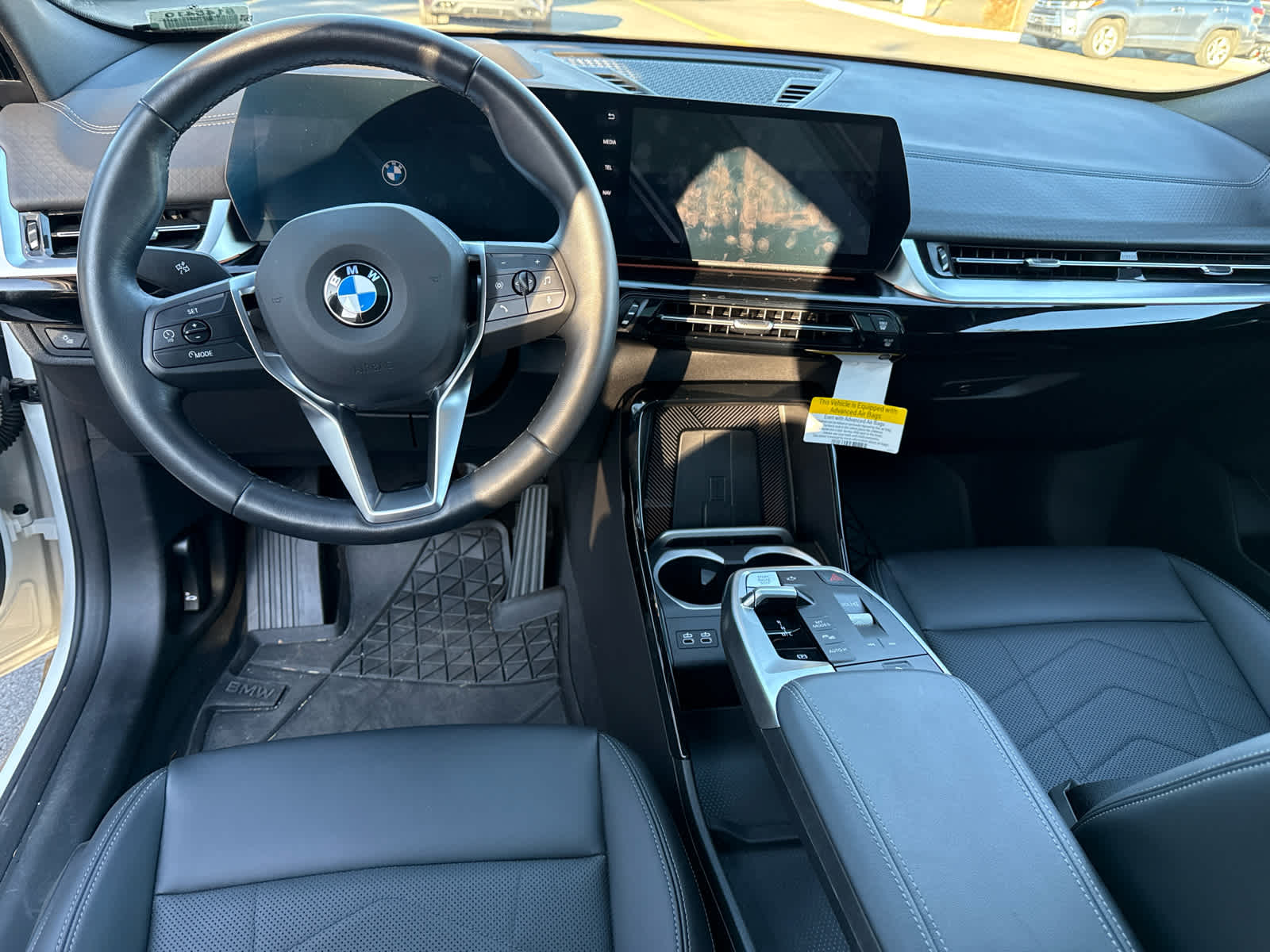 2025 BMW X2 xDrive28i