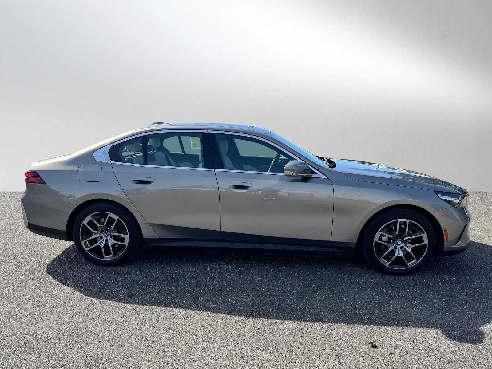 Used 2025 BMW i5 40 with VIN WBY13HG02SCT05077 for sale in Lynnwood, WA