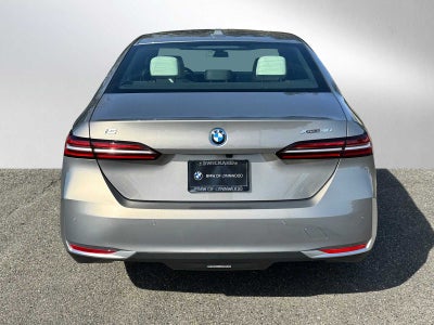 2025 BMW i5 xDrive40