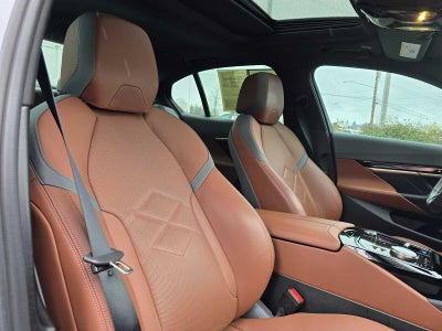 2025 BMW i5 eDrive40