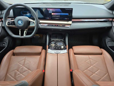 2025 BMW i5 eDrive40