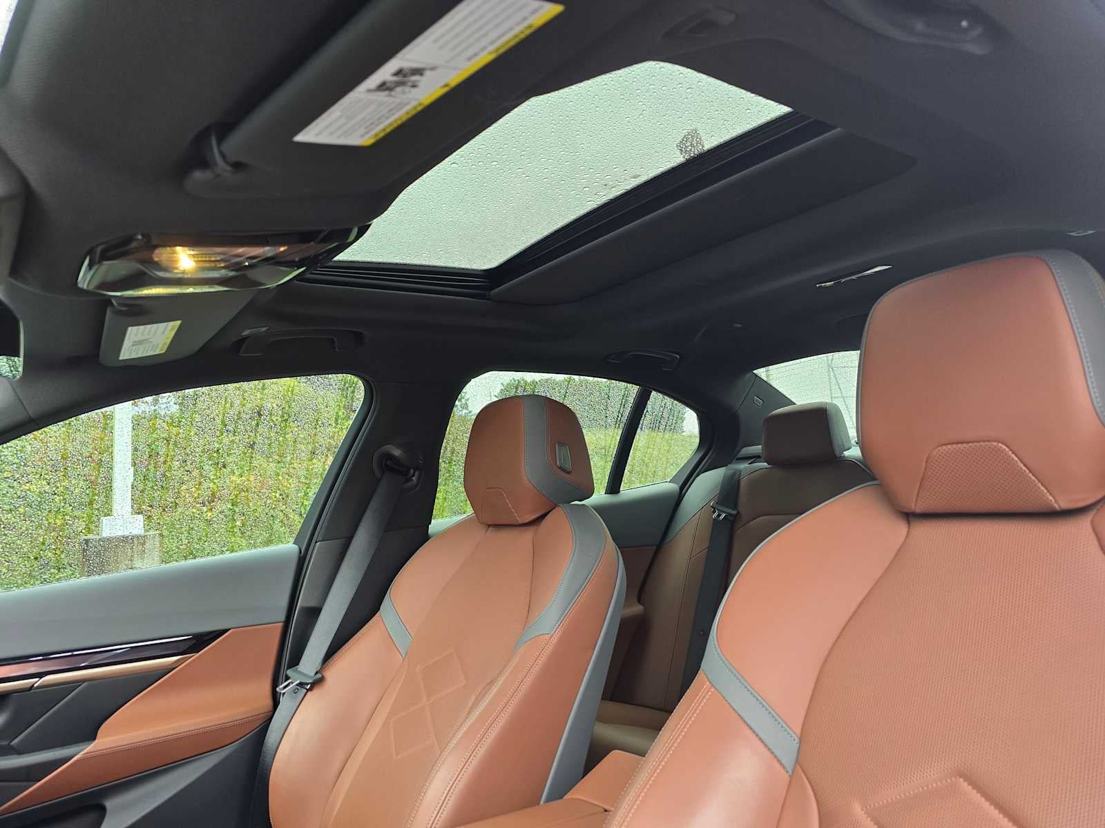 2025 BMW i5 eDrive40