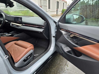 2025 BMW i5 eDrive40