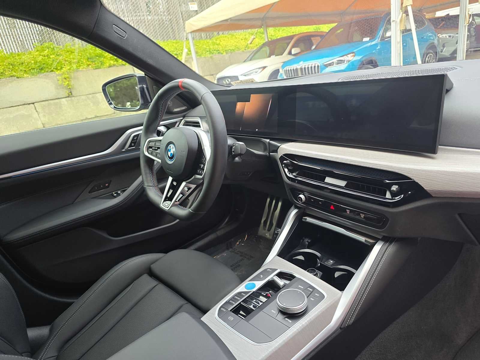 2025 BMW i4 M50