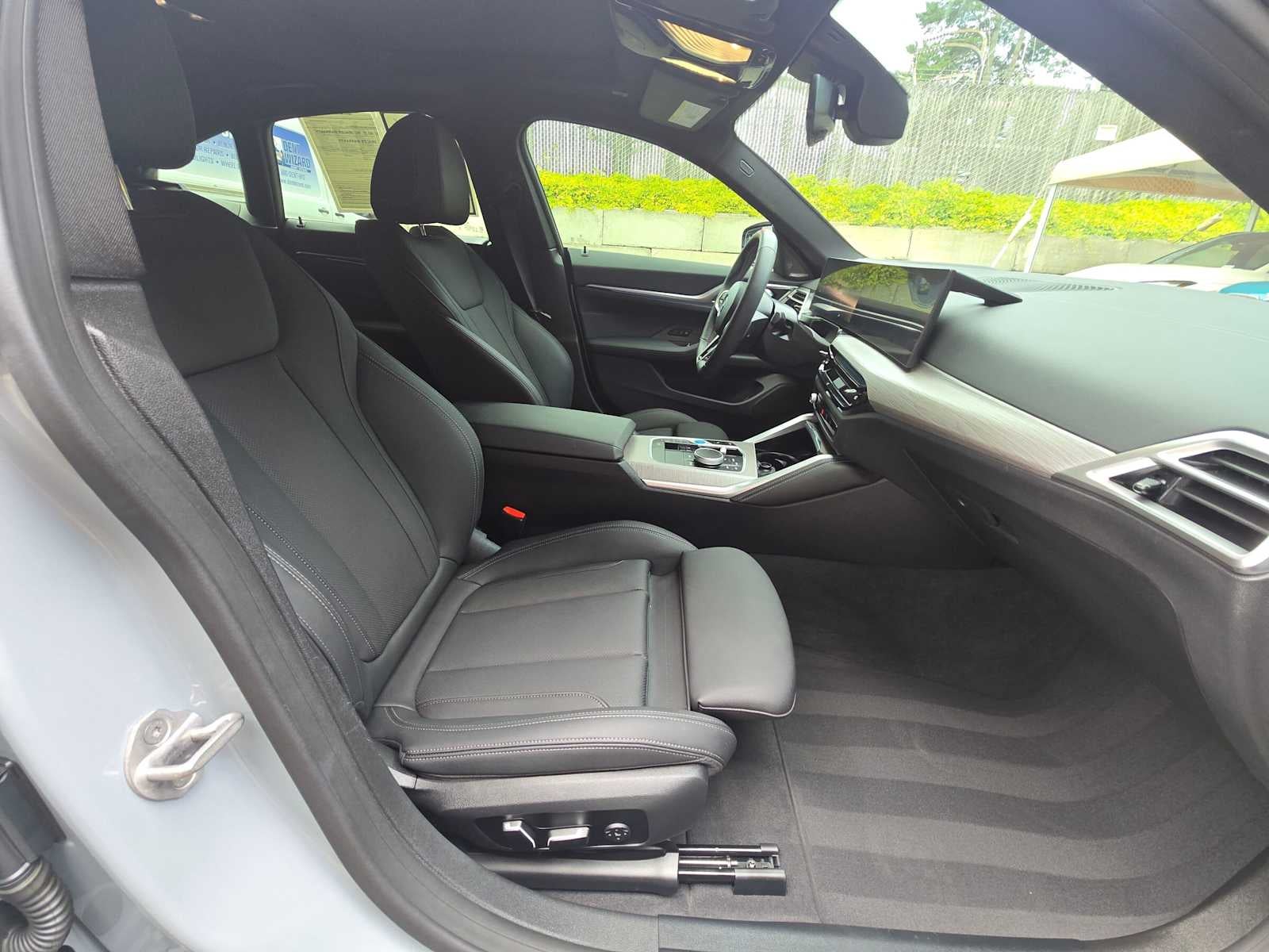 2025 BMW i4 M50