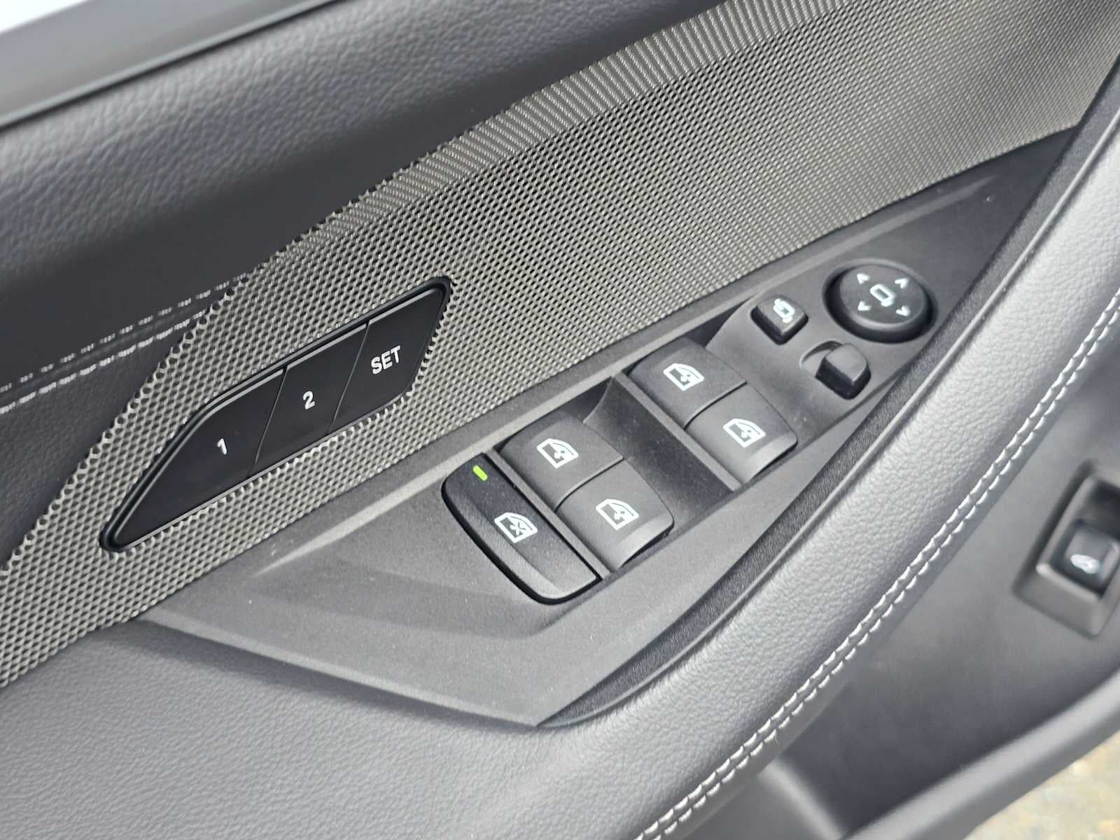 2025 BMW i4 M50