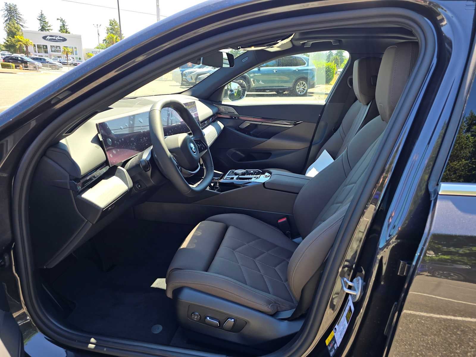 2026 BMW i5 xDrive40