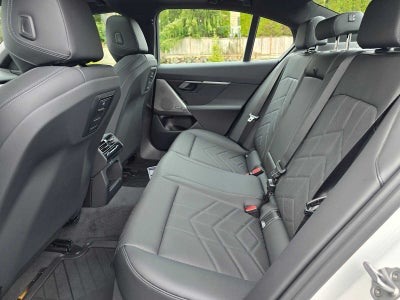 2026 BMW i5 xDrive40