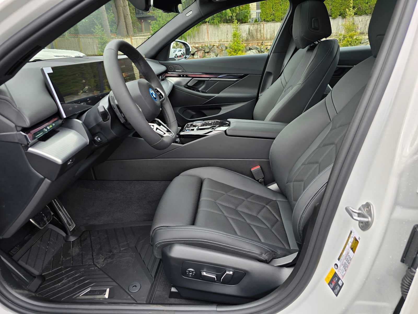 2026 BMW i5 xDrive40