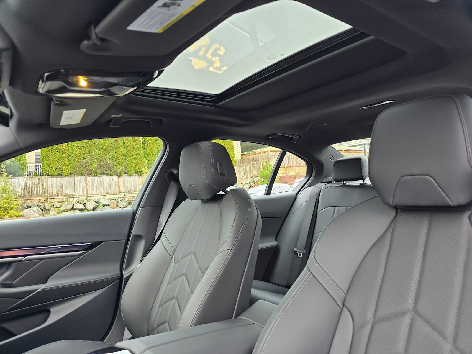 2026 BMW i5 xDrive40