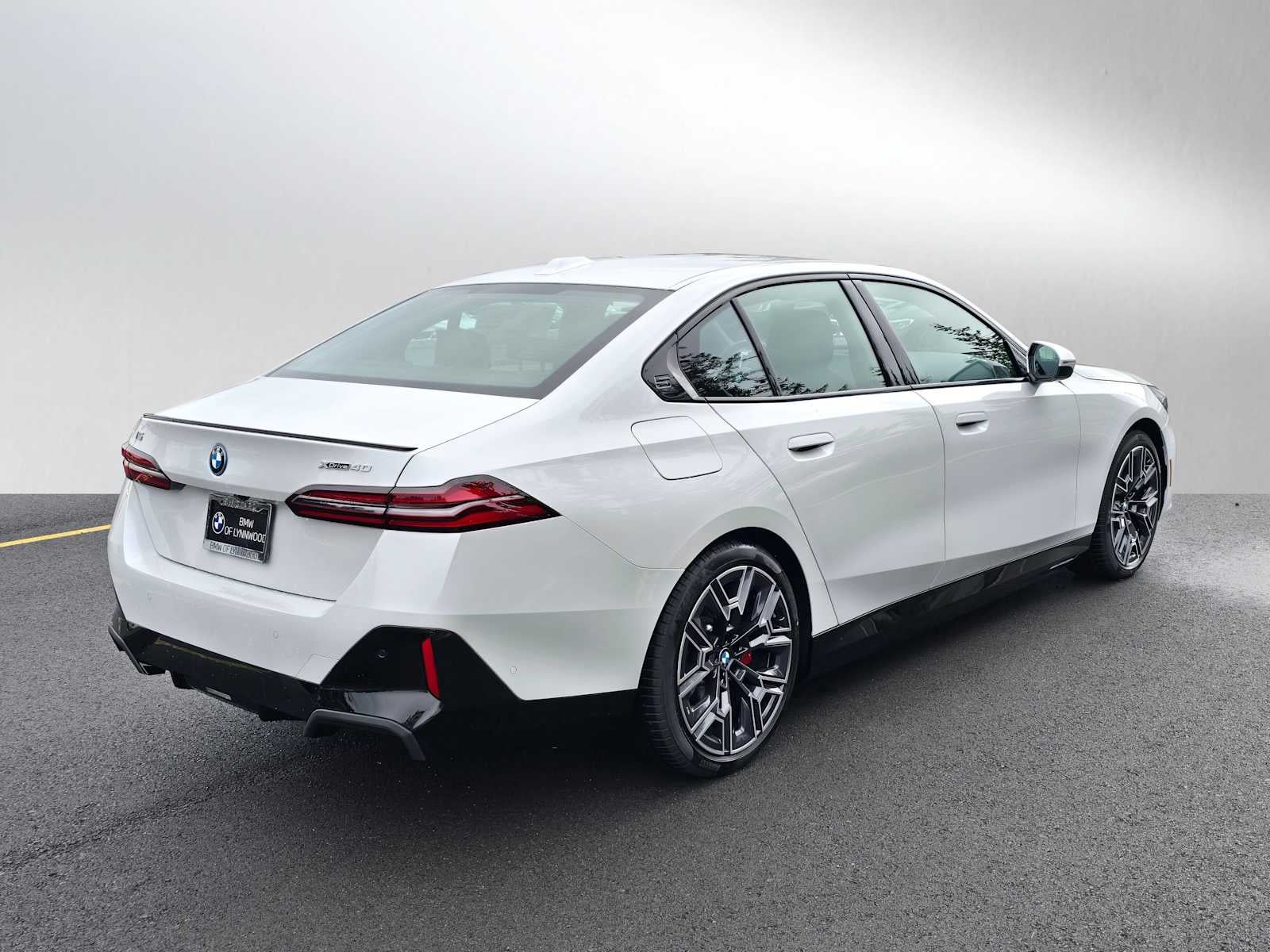 2026 BMW i5 xDrive40