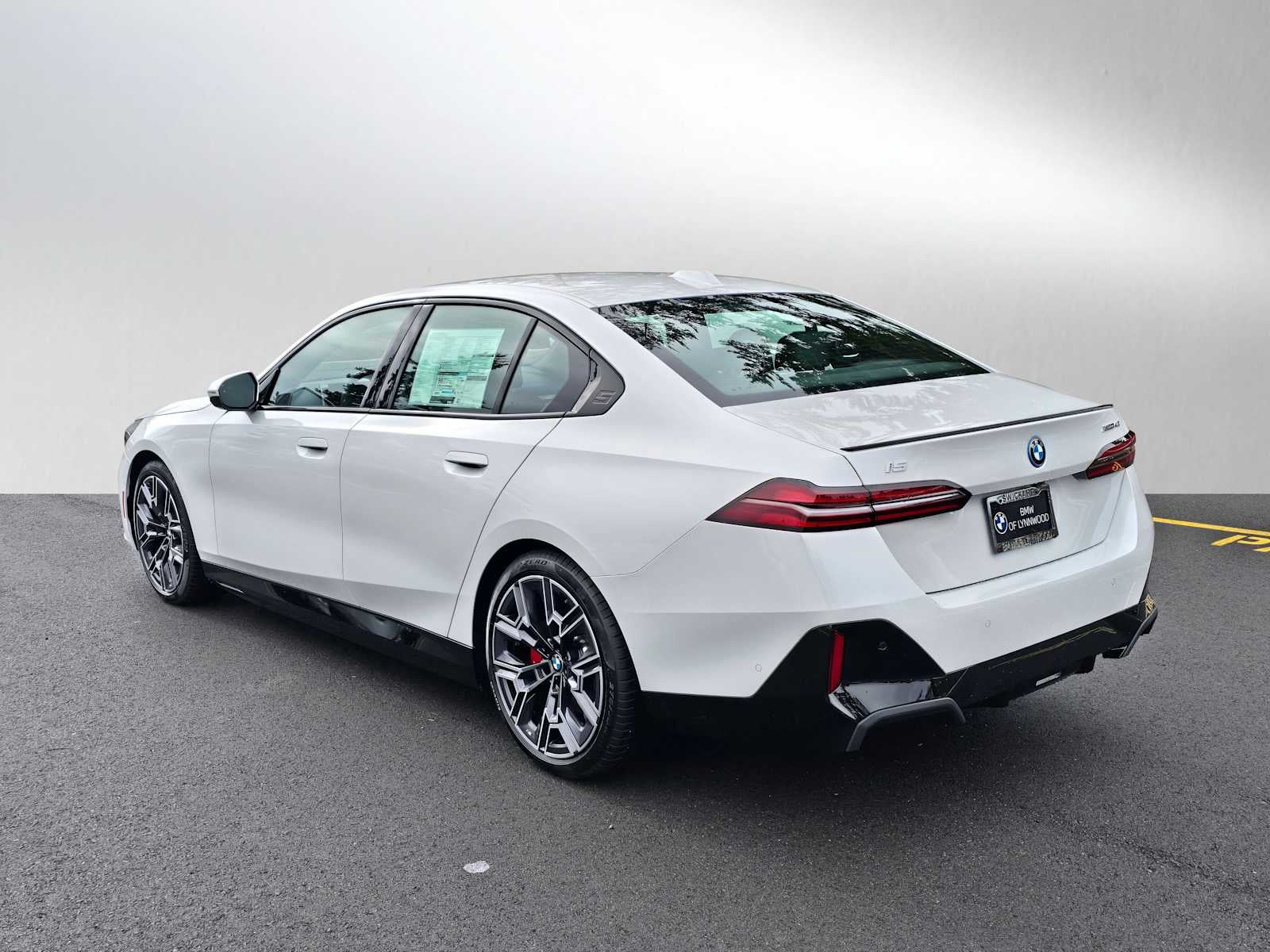 2026 BMW i5 xDrive40