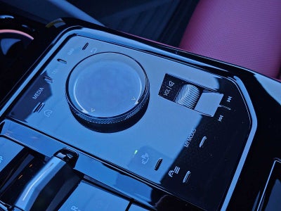 2026 BMW i5 xDrive40