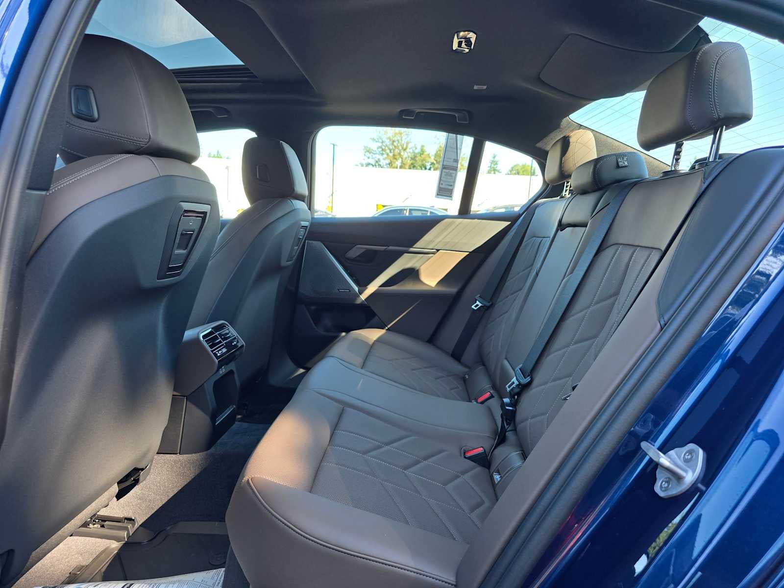 2026 BMW i5 xDrive40