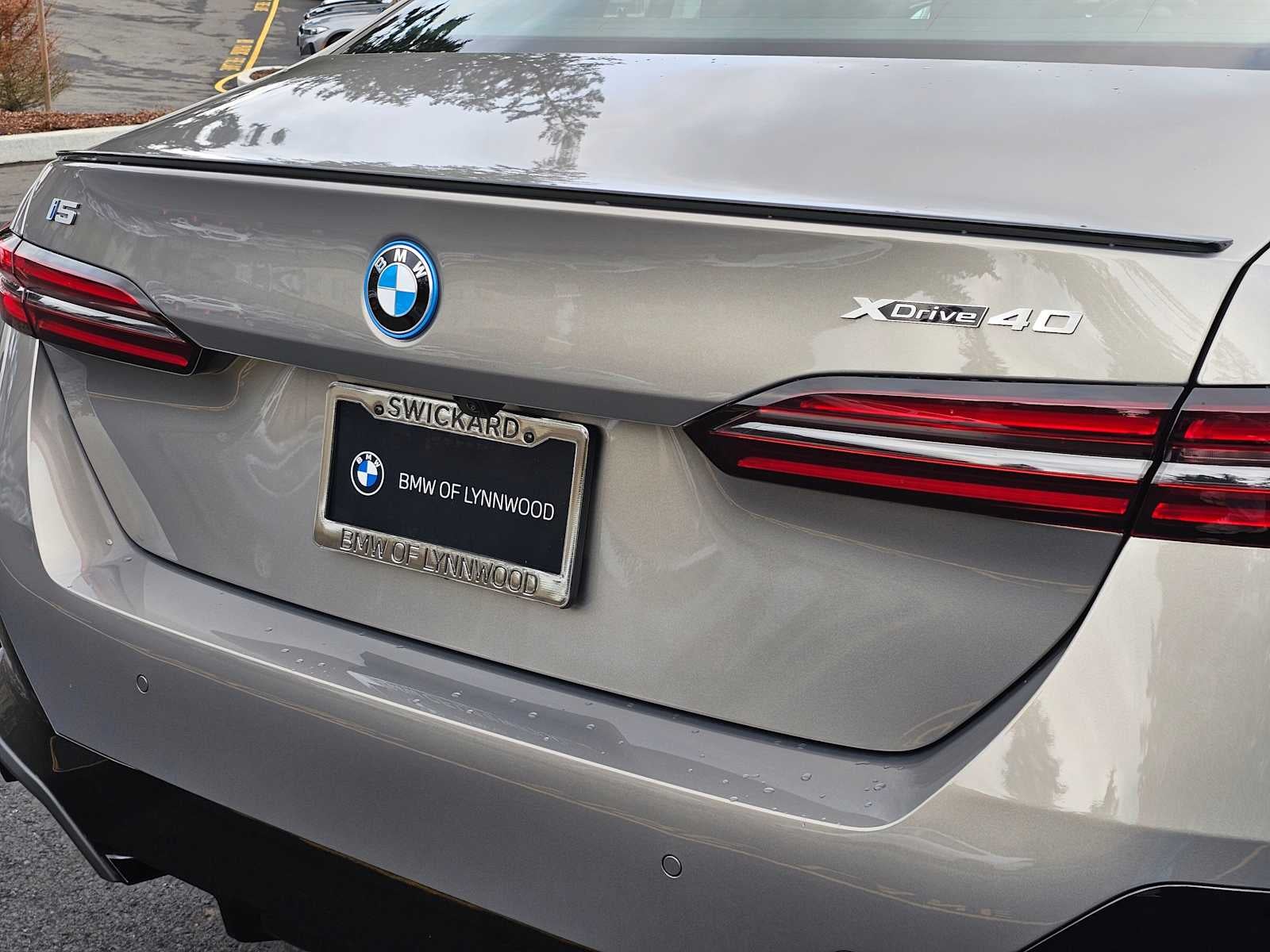 2026 BMW i5 xDrive40