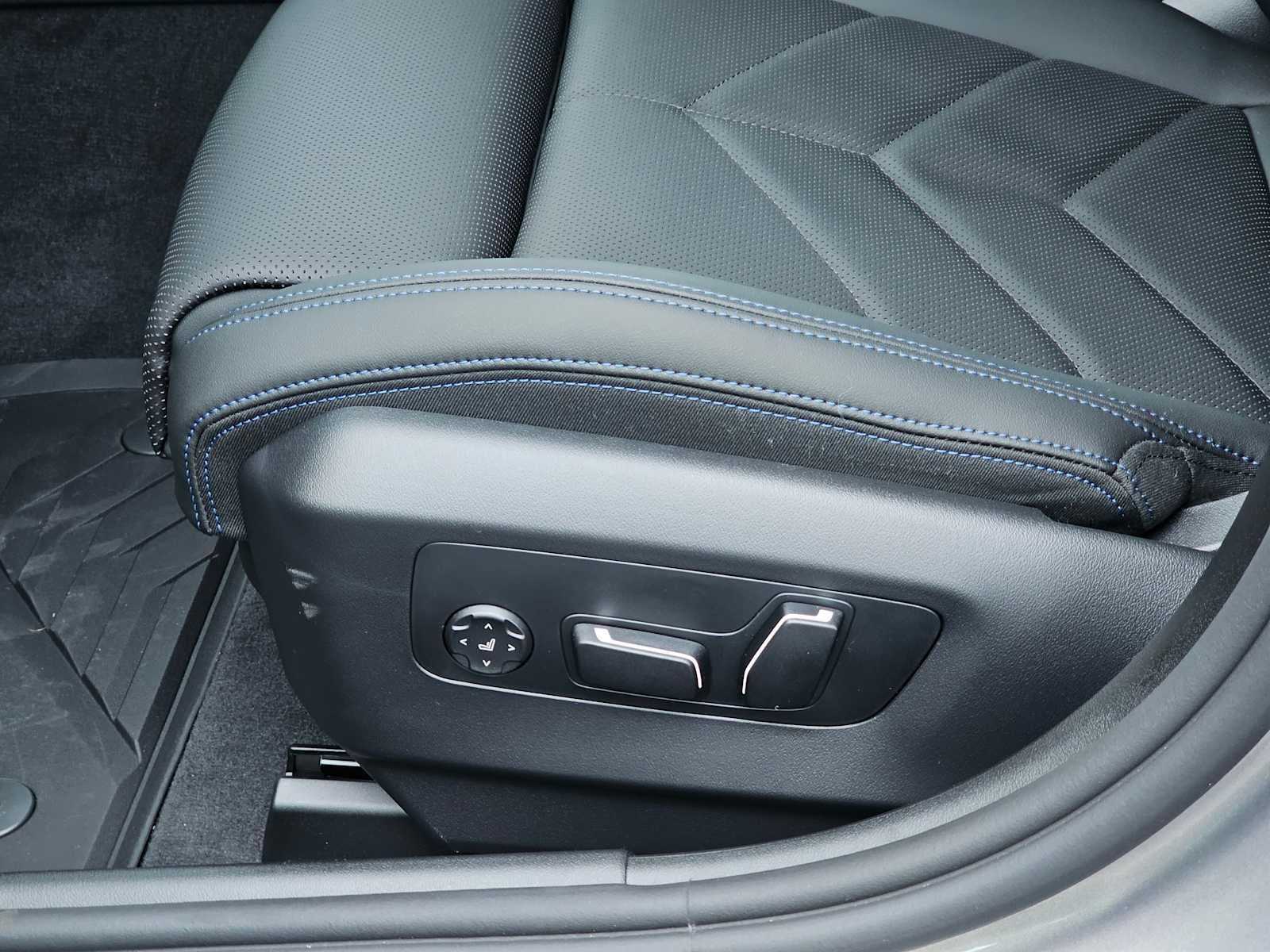 2026 BMW i5 xDrive40