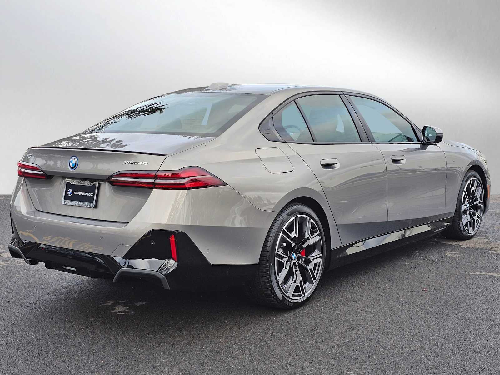 2026 BMW i5 xDrive40