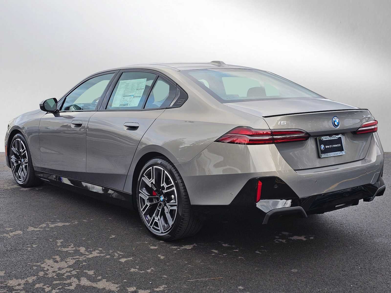 2026 BMW i5 xDrive40