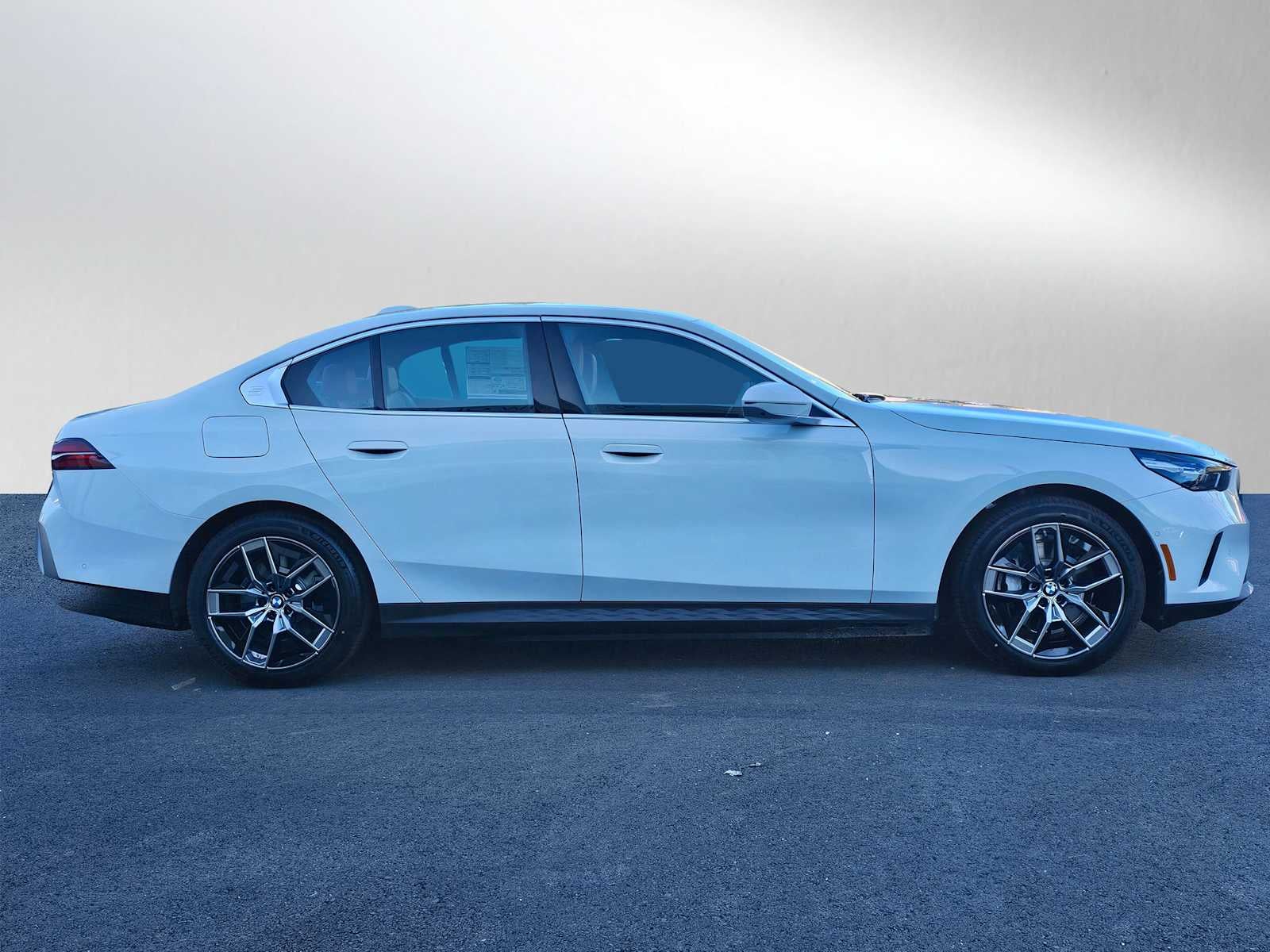 2026 BMW i5 xDrive40