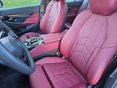 2026 BMW i5 xDrive40