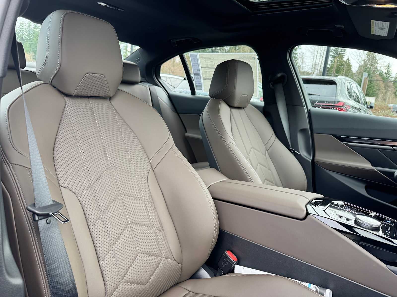 2026 BMW i5 xDrive40