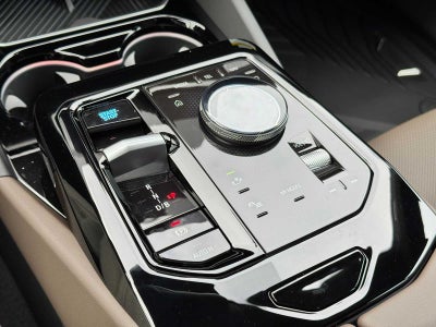 2026 BMW i5 xDrive40