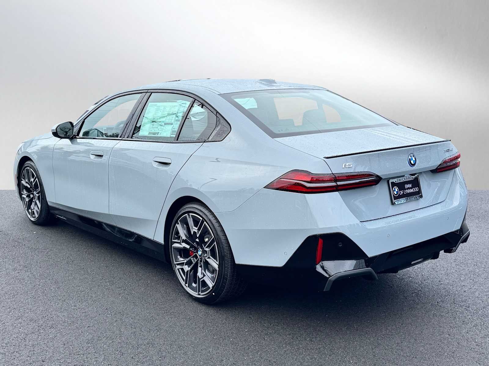 2026 BMW i5 xDrive40