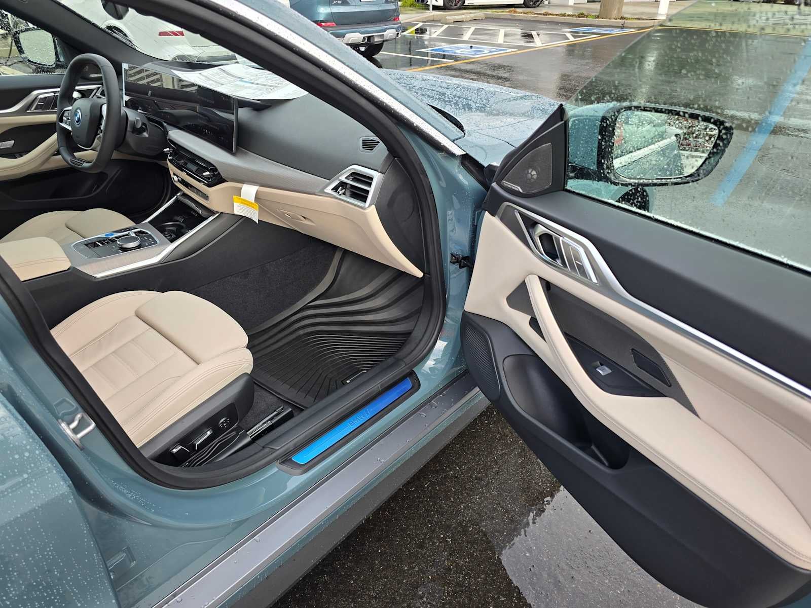 2025 BMW i4 xDrive40