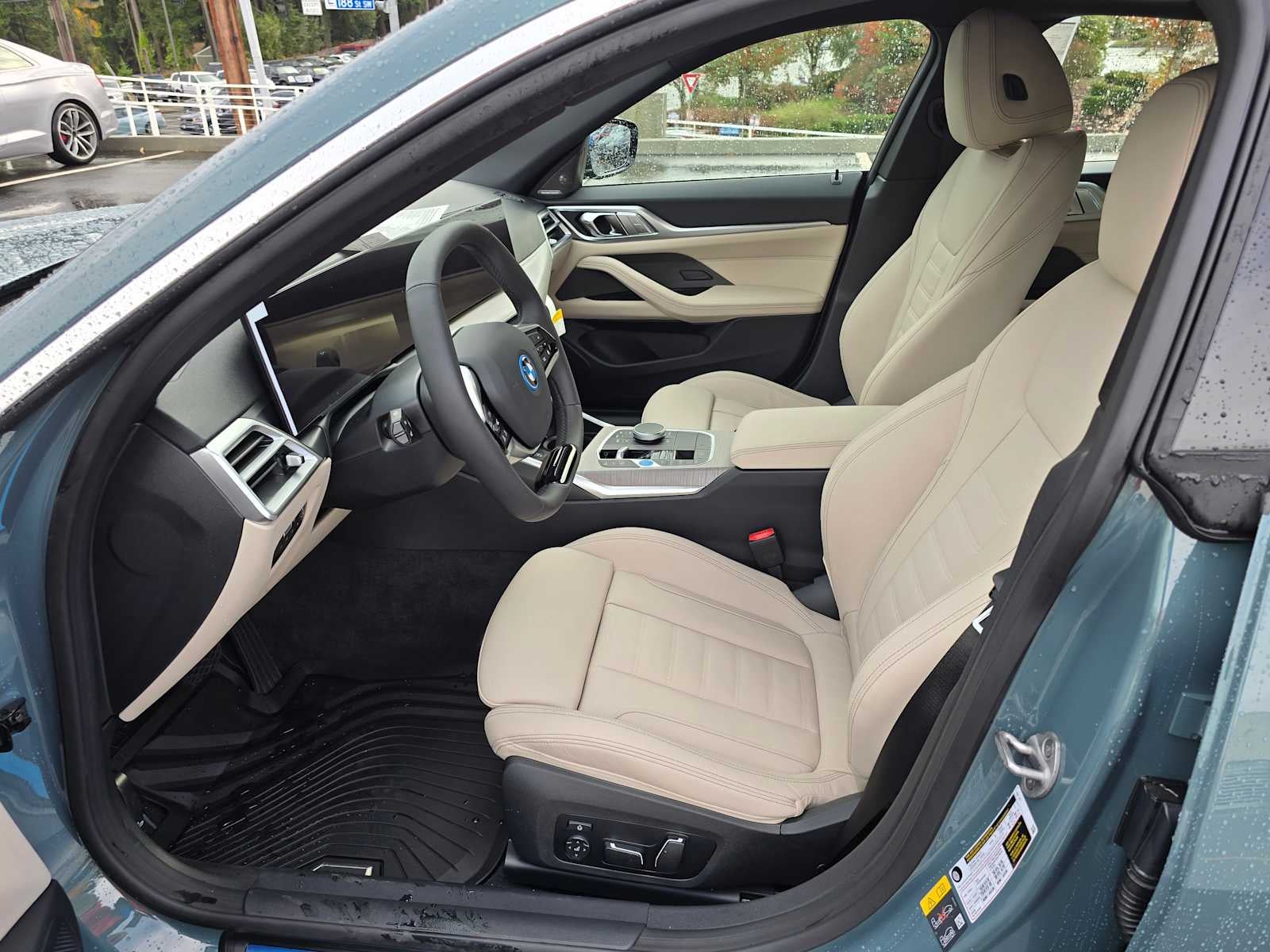 2025 BMW i4 xDrive40