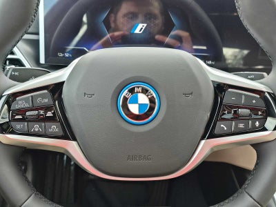 2025 BMW i4 xDrive40