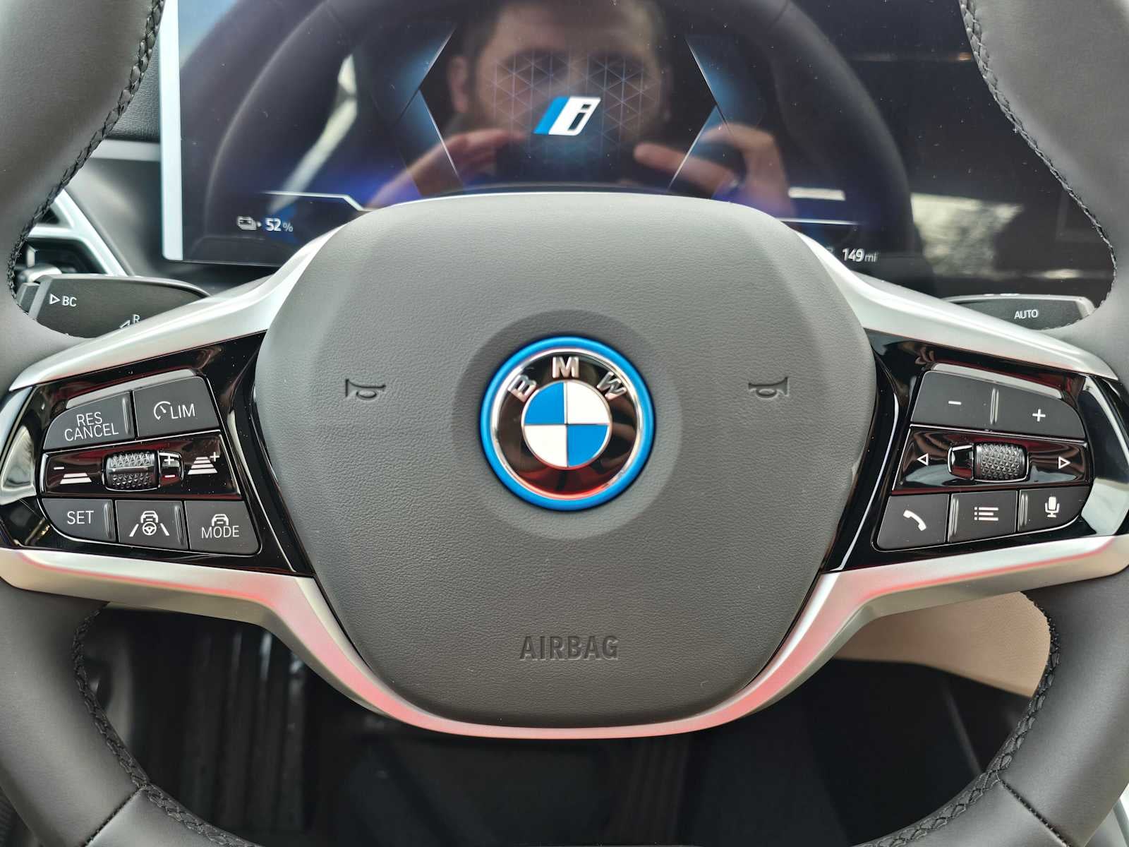 2025 BMW i4 xDrive40