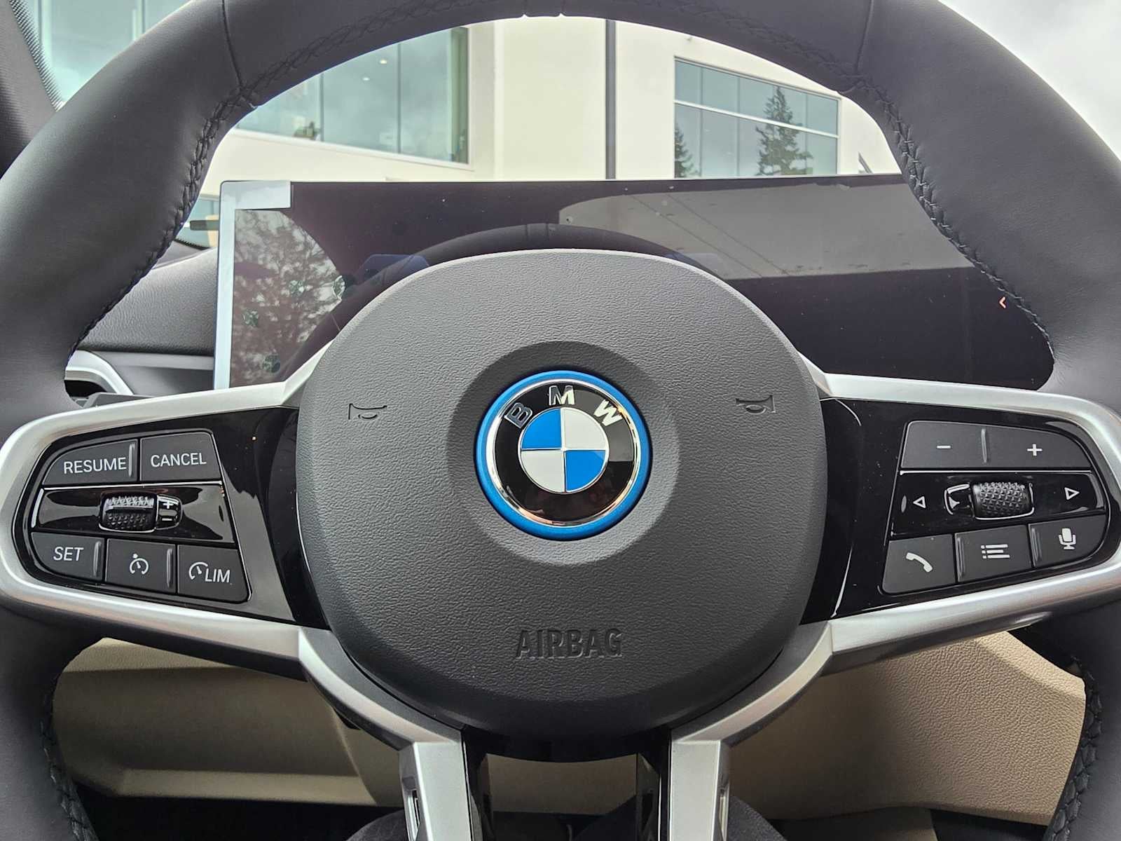 2025 BMW i4 xDrive40
