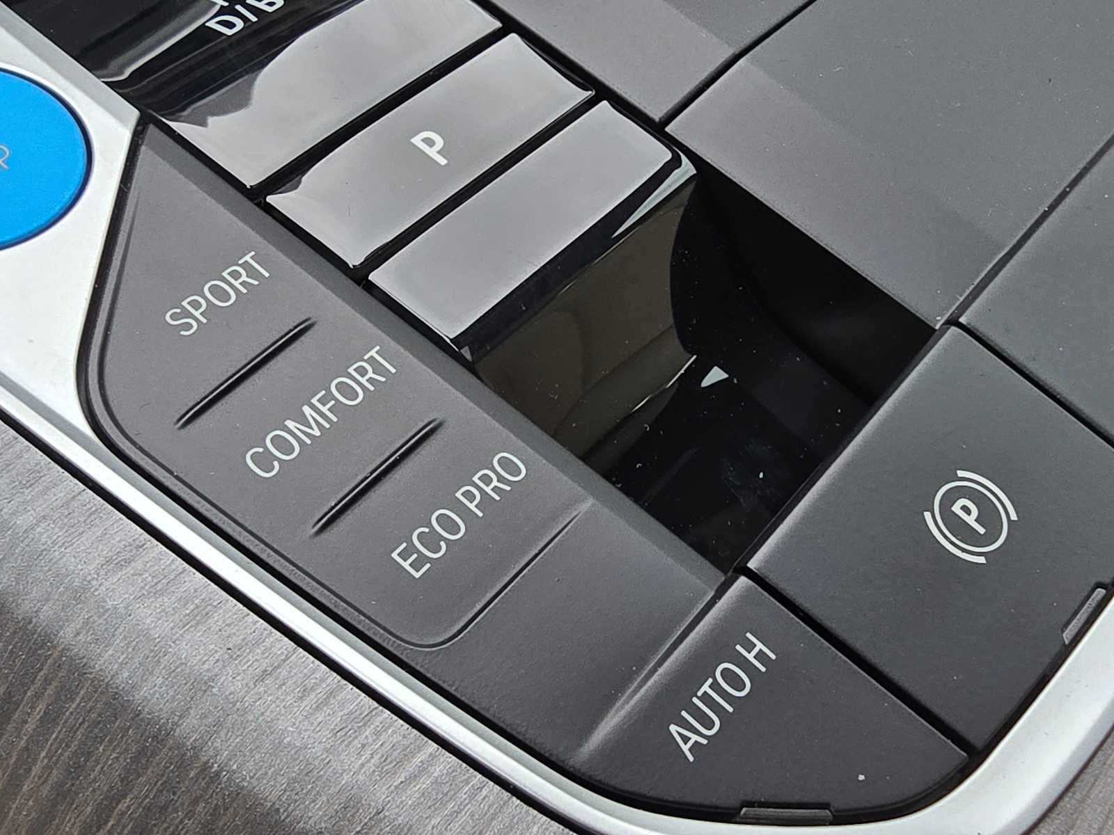 2025 BMW i4 xDrive40