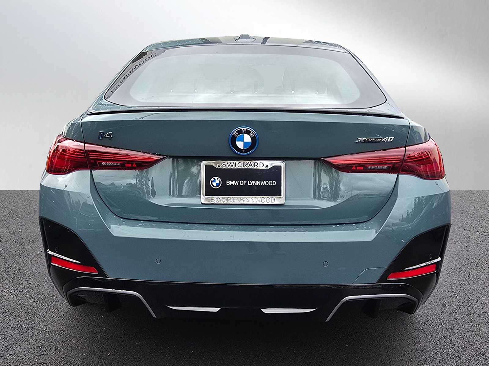 2025 BMW i4 xDrive40