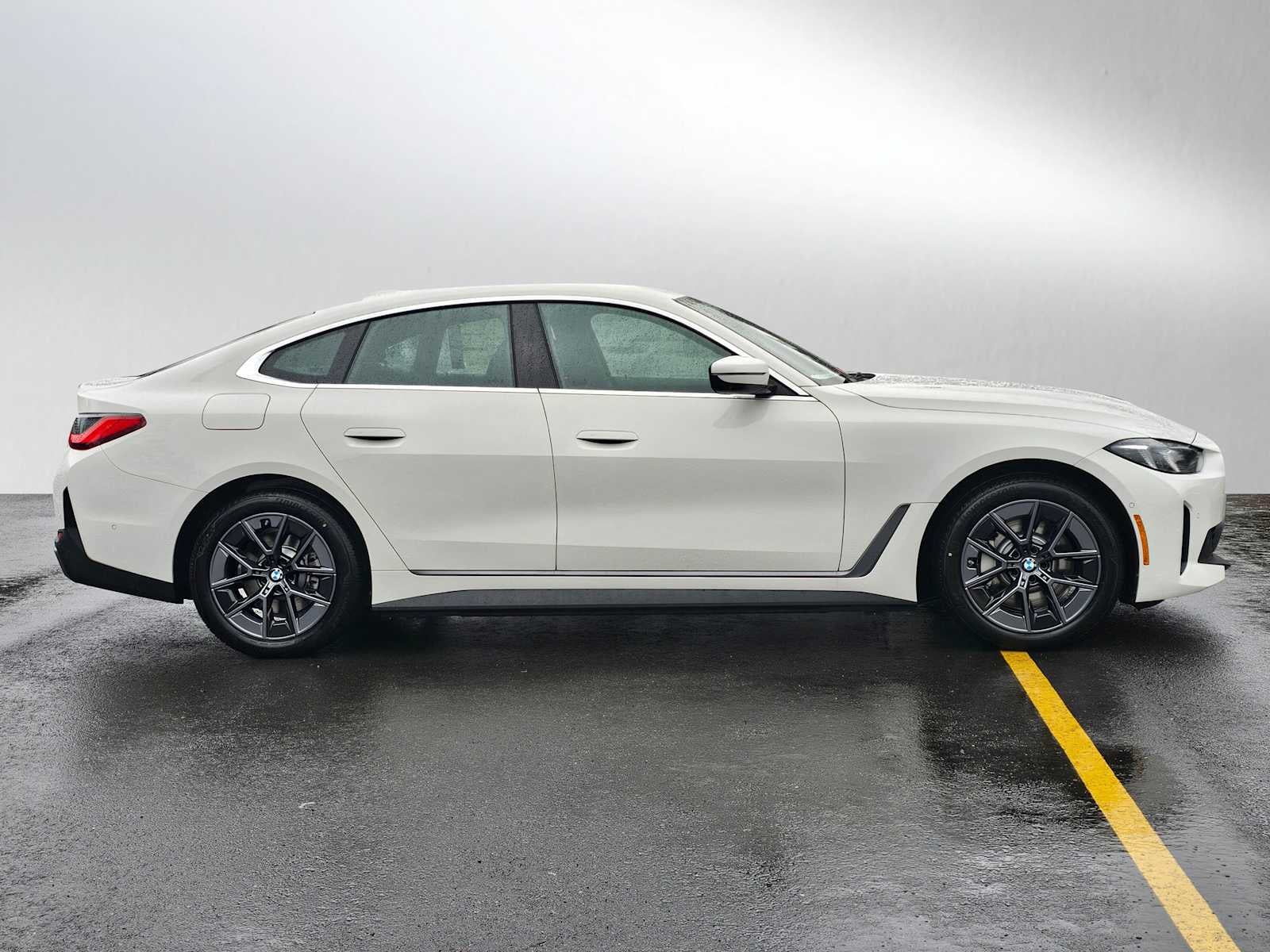 2026 BMW i4 xDrive40 xDrive40