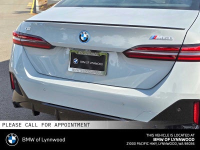 2026 BMW i5 M60