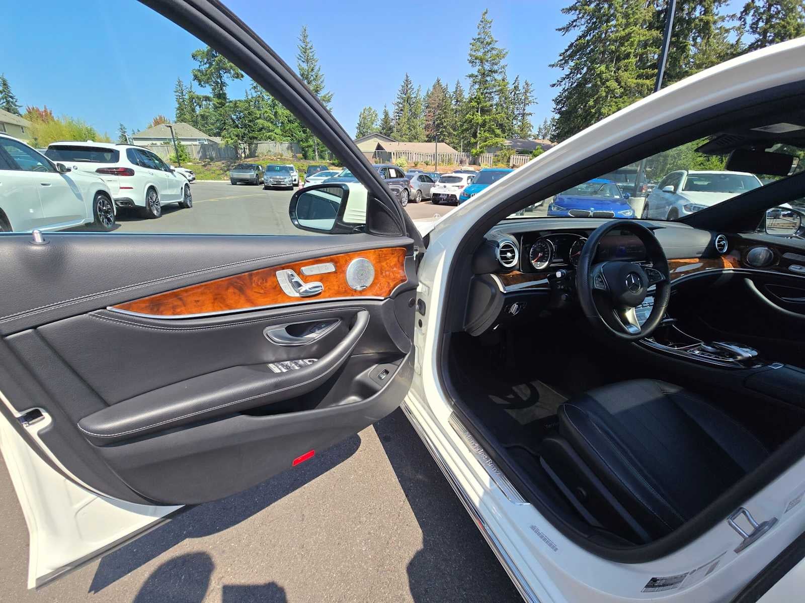 2017 Mercedes-Benz E 300 E 300 Luxury