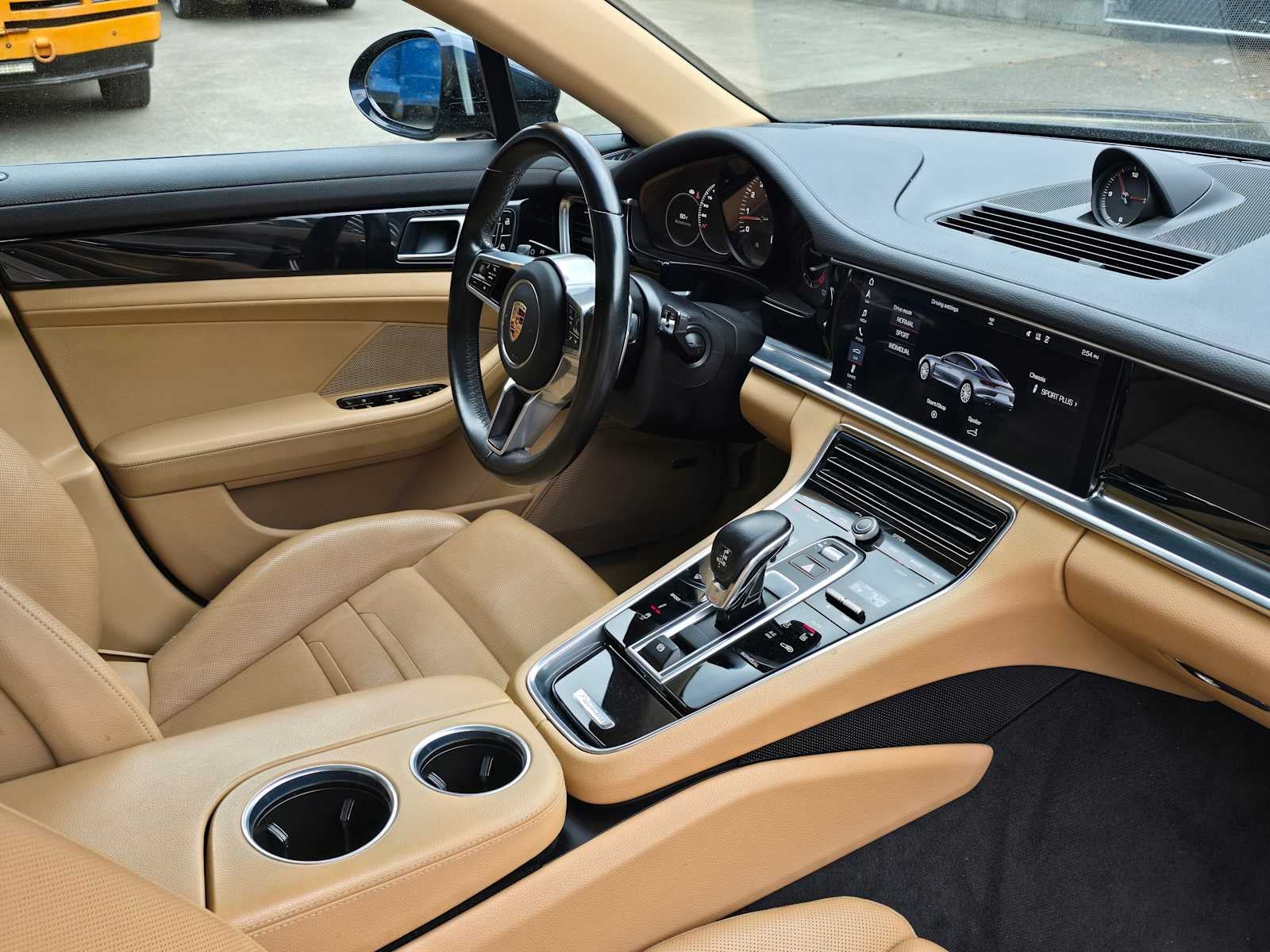 2020 Porsche Panamera 4
