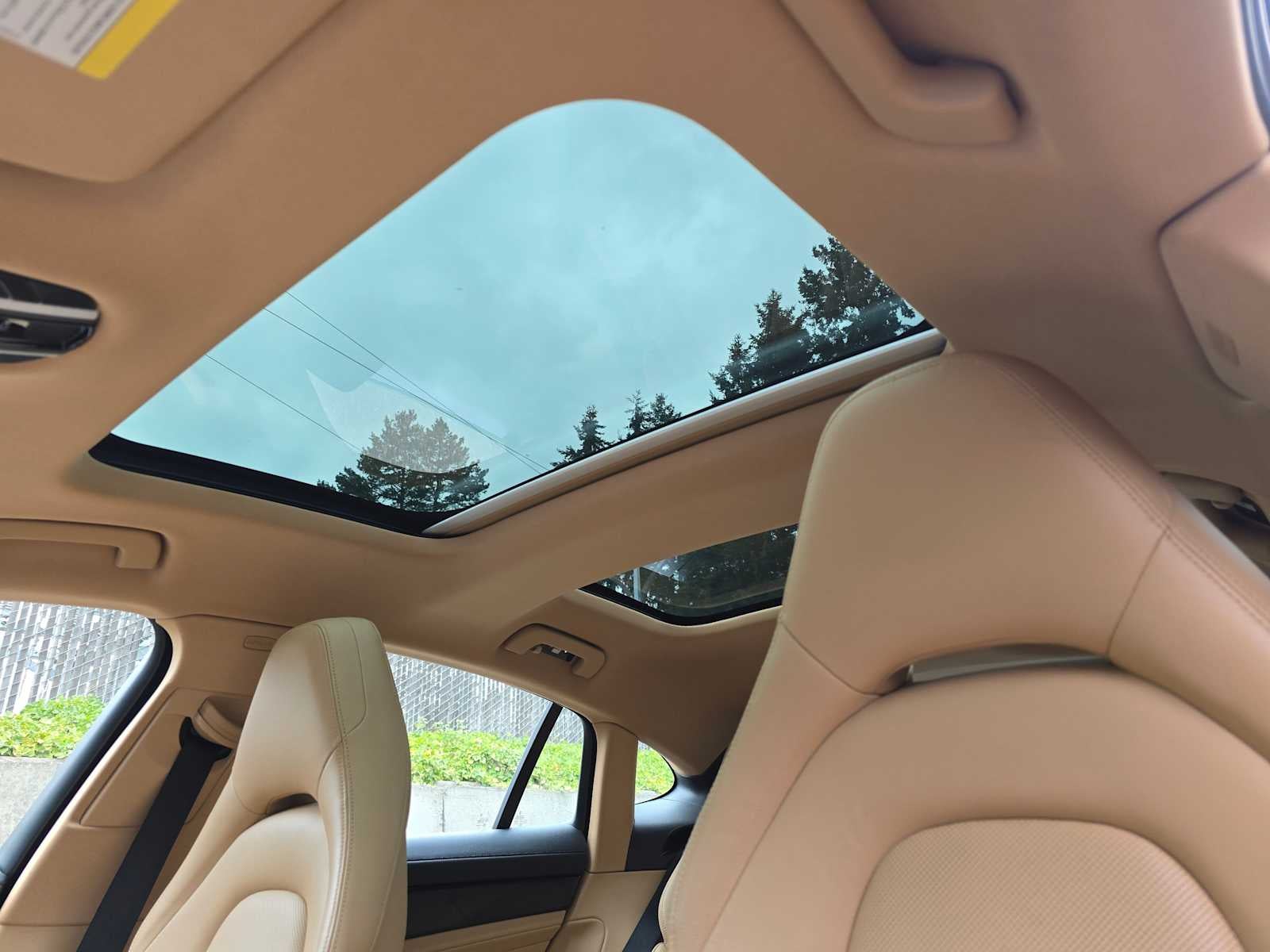 2020 Porsche Panamera 4