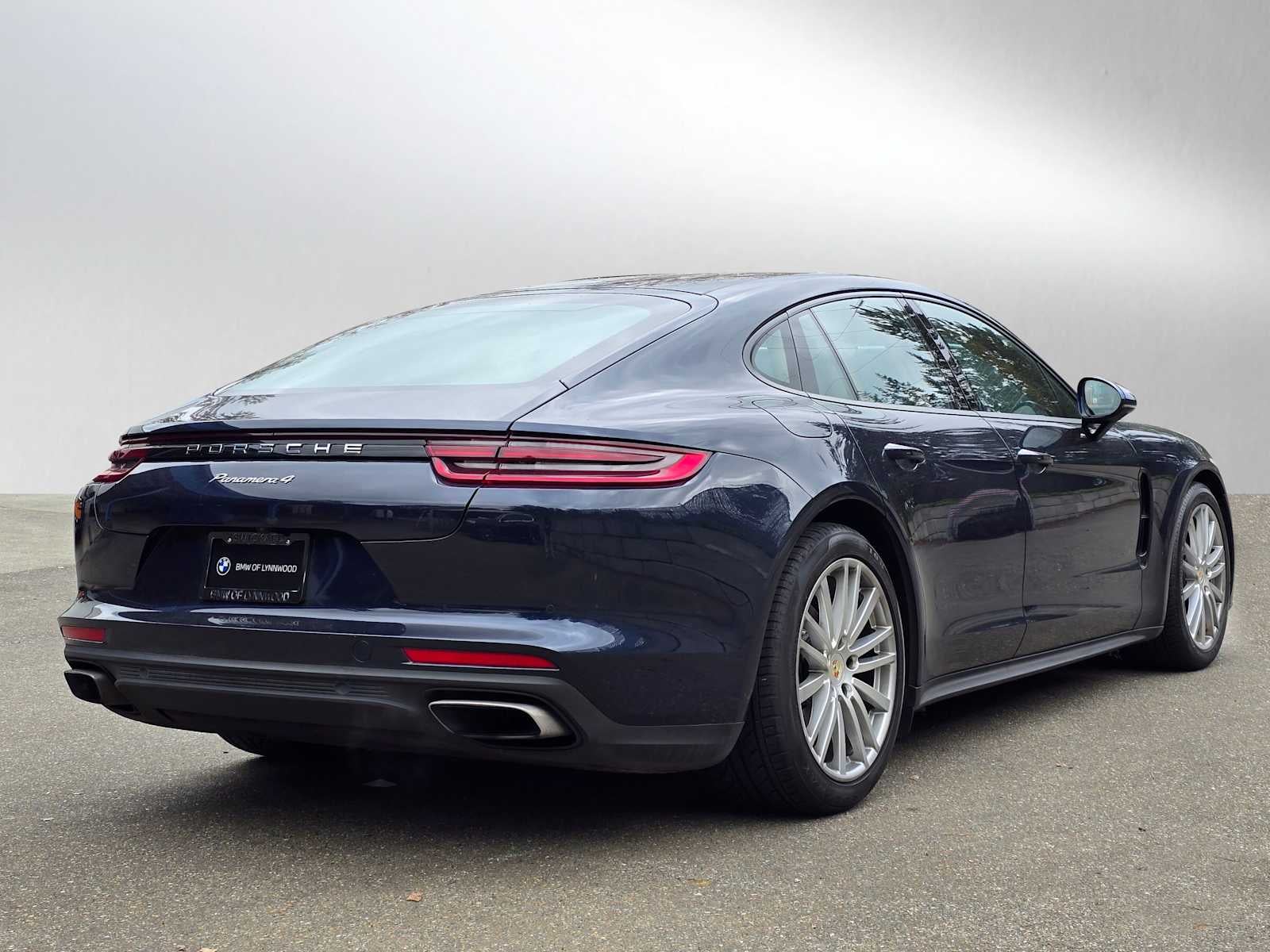 2020 Porsche Panamera 4