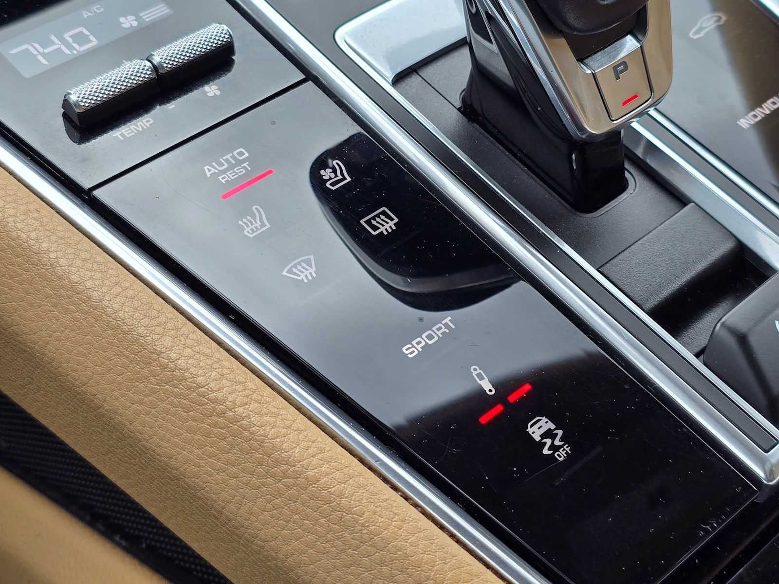 2020 Porsche Panamera 4