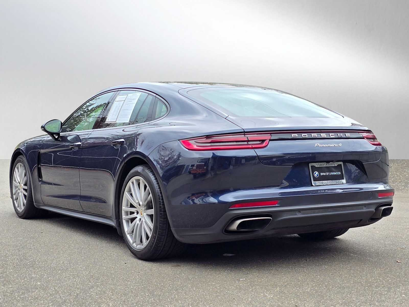 2020 Porsche Panamera 4