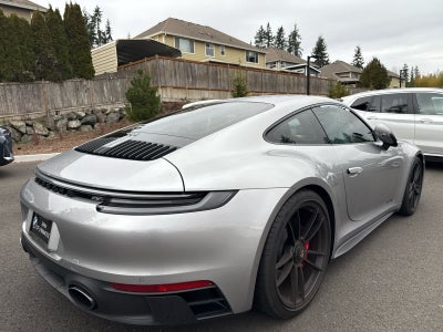 2022 Porsche 911 Carrera 4 GTS
