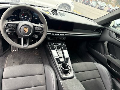 2022 Porsche 911 Carrera 4 GTS