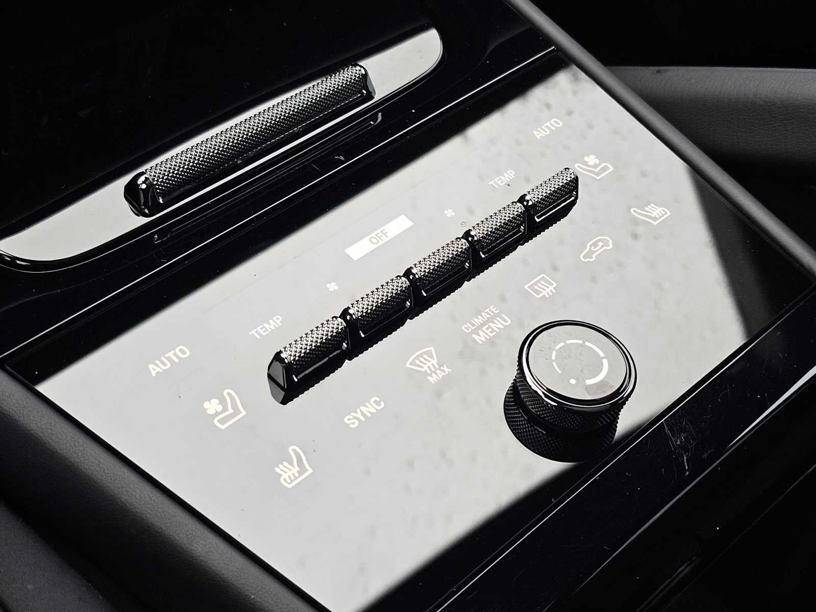 2025 Porsche Cayenne GTS