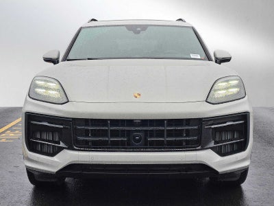 2025 Porsche Cayenne GTS